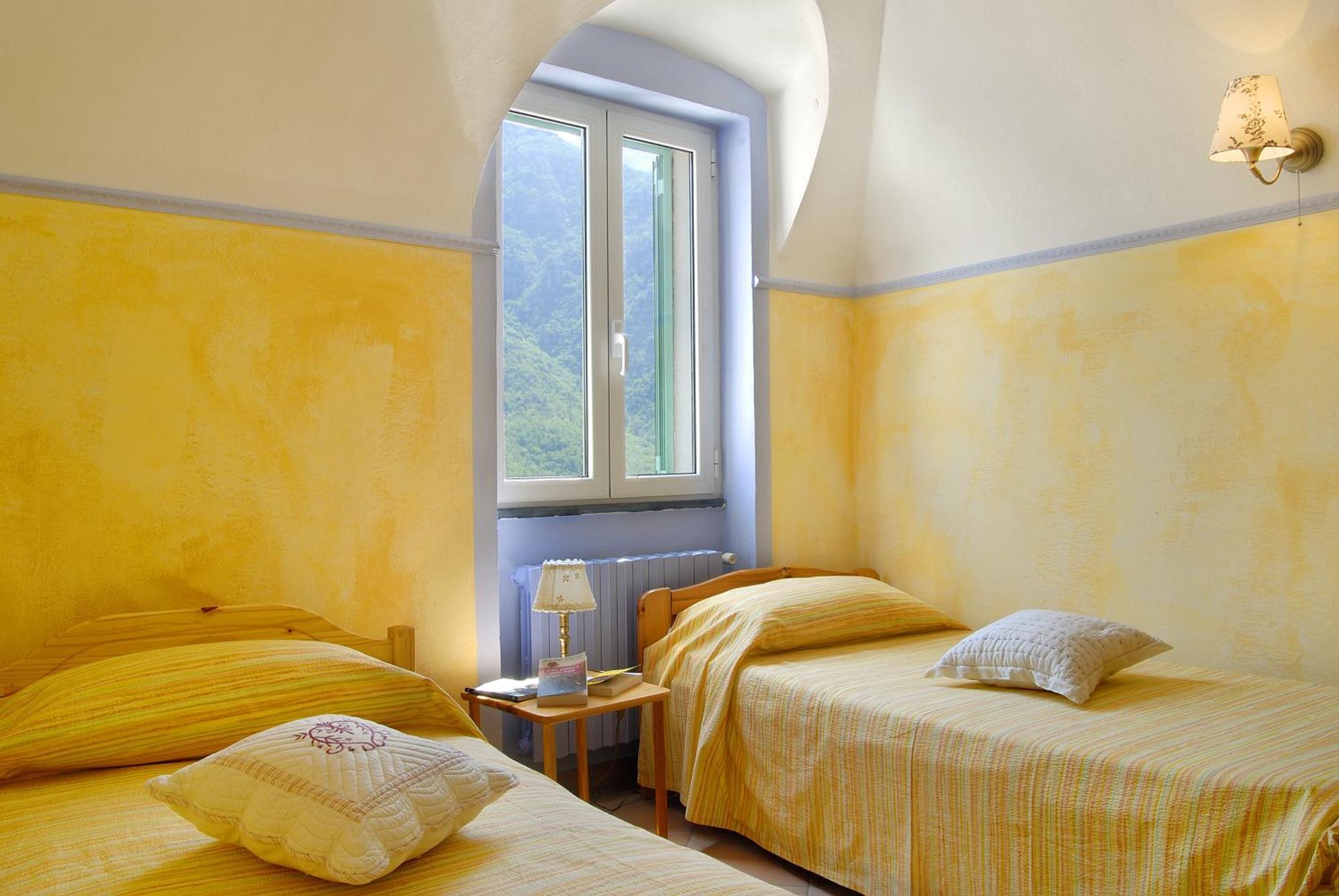 La Casa Dei Nonni Castelbianco Bed & Breakfast Colletta Bagian luar foto